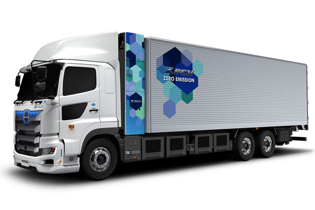 日野プロフィアZ FCV市販モデル。量産タイプの大型FCEVトラックは国内初